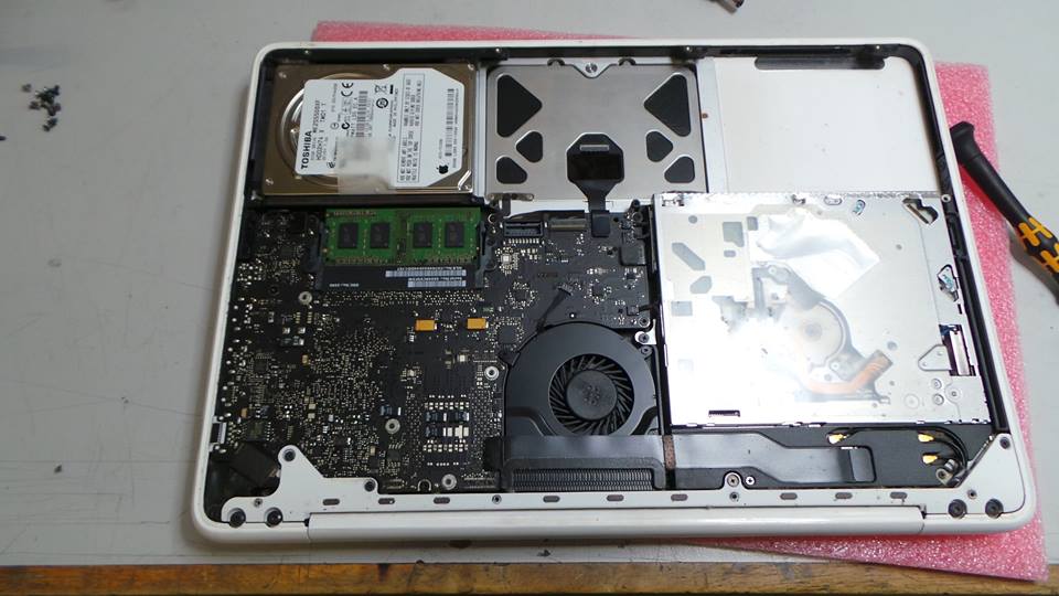 London MacBook A1342 Liquid Damage Repair