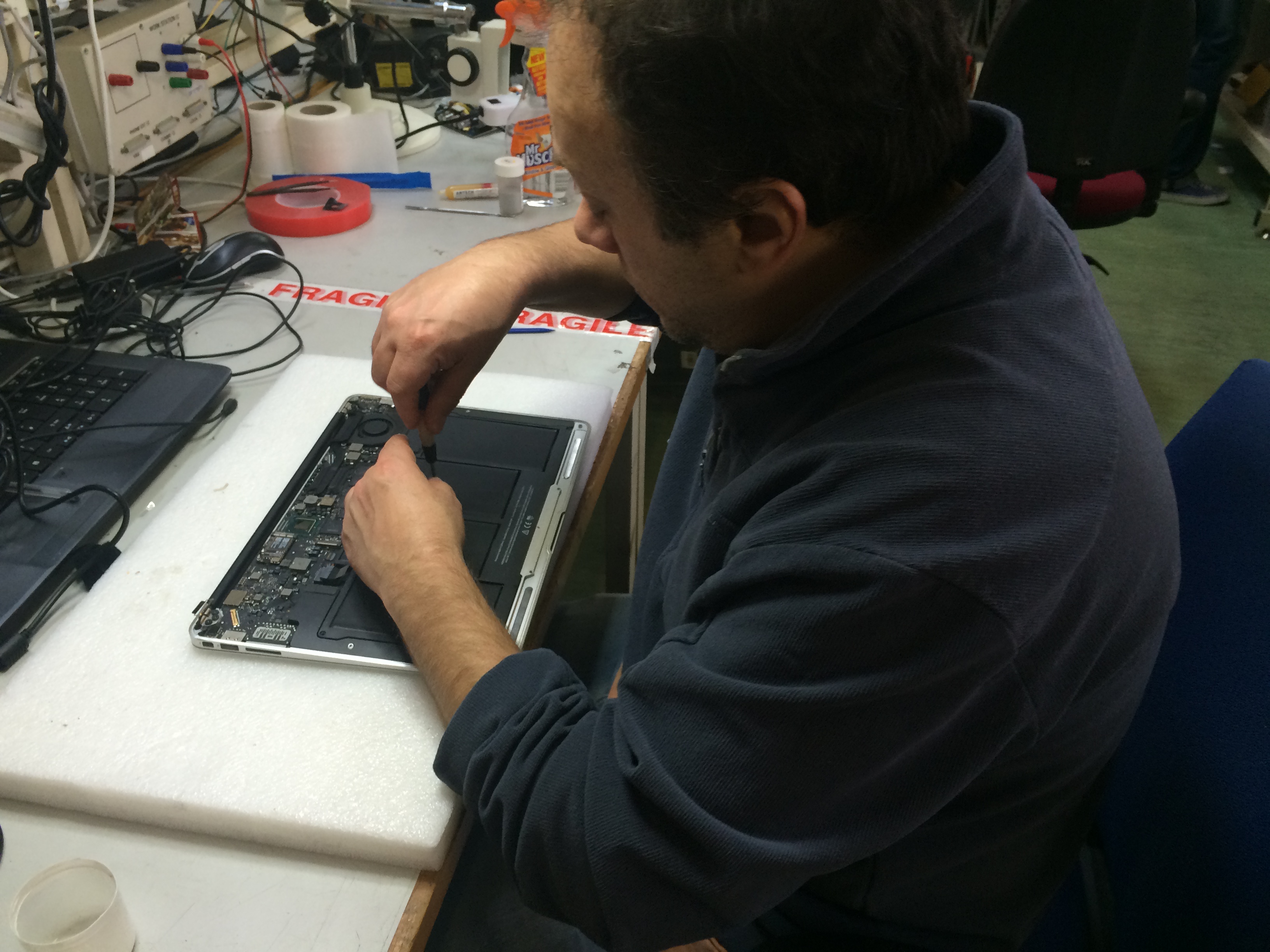 London MacBook Air A1369 Keyboard Replacement London MacBook Air A1369 Keyboard Replacement