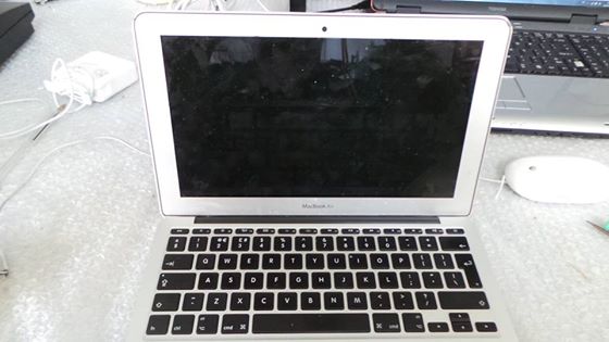 MacBook Air (11-inch, Mid 2013) A1465 Liquid Damage Repair