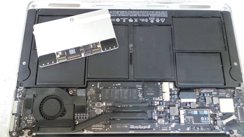 MacBook Air (11-inch, Mid 2013) A1465 Logic Board Repair MacBook Air (11-inch, Mid 2013) A1465 Logic Board Repair