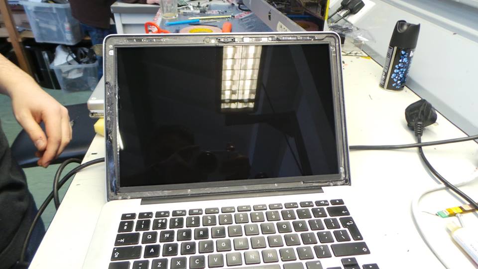 MacBook Pro A1278 MD101LL/A Screen Replacement MacBook Pro A1278 MD101LL/A Screen Replacement