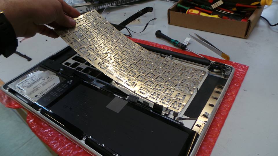 Apple MacBook Pro A1286 Keyboard Replacement Apple MacBook Pro A1286 Keyboard Replacement